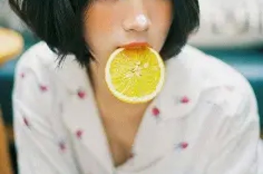 内娱某女星现身日本风月场所清纯人设碎成渣