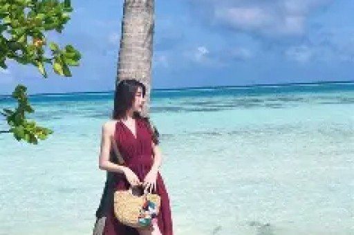 炸裂！女星被大佬做局签屈辱协议、被爆猛料的瓜